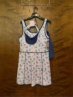 Tommy Bahama Active Dress & Shorts Set w/ Hat Womens L Blue & Pink Floral Golf